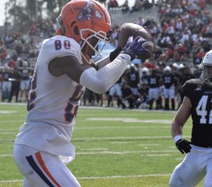 Missouri Valley senior wide receiver Dorian Miles (80) caught a 4-yard touchdown pass from freshman quarterback Jett Bridges in the Vikings’ 54-7 loss at No. 2-ranked Grand View Saturday. Miles has five TD grabs this season to lead Valley, which is now 3-3 and has this Saturday off. Hobby King/Democrat-News
