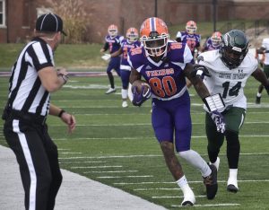 Valley senior receiver Dorian Miles (80) has been a favorite target of quarterback Oliver Svirsky this season. Miles has made 16 catches for 272 yards and a team-high five touchdowns. The Vikings will try to break their five-game losing streak at MidAmerica Nazarene in Olathe, Kan., Saturday. Hobby King/Democrat-News