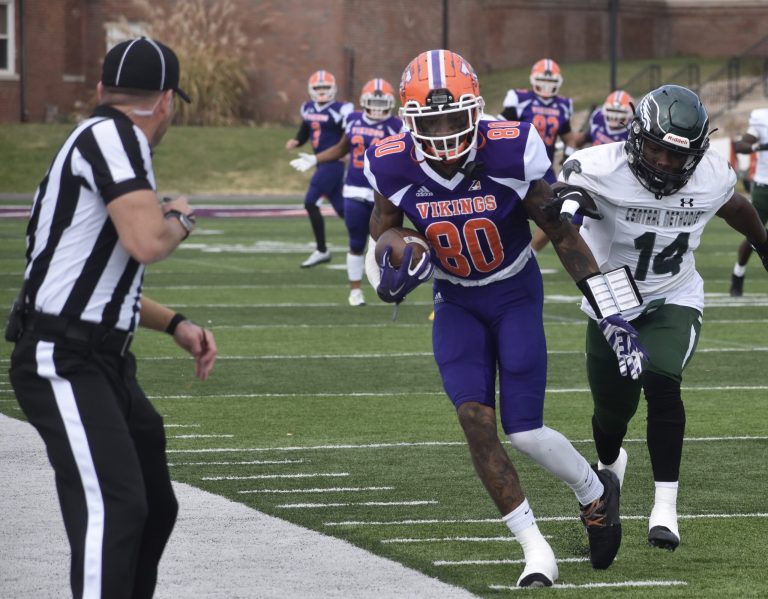 Valley senior receiver Dorian Miles (80) has been a favorite target of quarterback Oliver Svirsky this season. Miles has made 16 catches for 272 yards and a team-high five touchdowns. The Vikings will try to break their five-game losing streak at MidAmerica Nazarene in Olathe, Kan., Saturday. Hobby King/Democrat-News