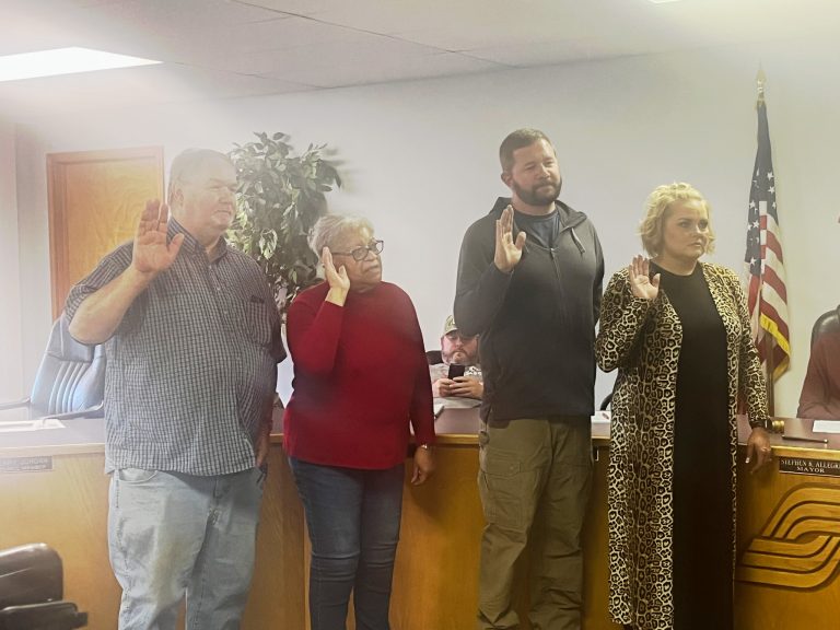 On Tuesday night, May 2, Slater Assistant City Administrator Gene Griffith conducted the Oath of Office for (left to right) Terry Jordan, Brenda Smith, Matt Campbell and Crystal Wiseman. Danielle Linton-Hatfield/Democrat-News